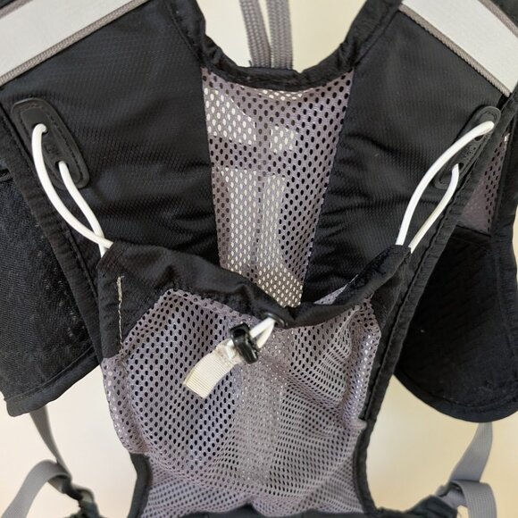 Camelbak Hydration Pack, Lightly Used, Adjustable, Lots of Pockets, No Bladder - Picture 16 of 16